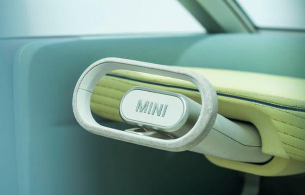 诠释未来出行 MINI VISION URBANAUT实车亮相