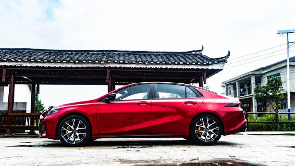 广汽传祺影豹延期上市 将推4款车型 预售9.88万元起
