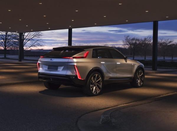 格栅照明/纯电动跨界SUV，全新凯迪拉克LYRIQ将于美国开启预订