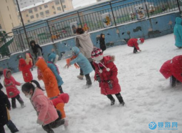 冬天带孩子出门玩雪？这些东西要提前准备好