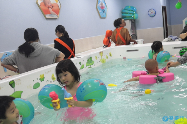 游泳是如何让孩子感觉到快乐的？来自这种化学反应