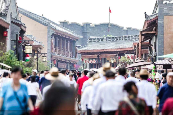 创新红色旅游模式 打造红色旅游品牌 延安红街精彩开业