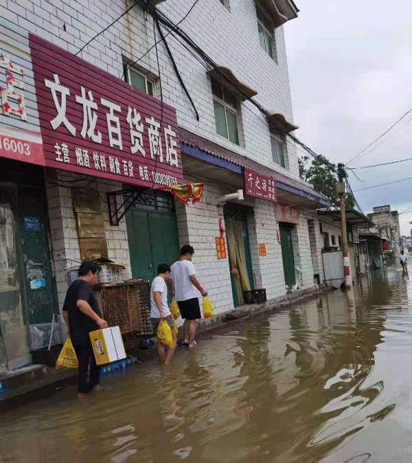 美团驰援郑州：63万件生活必需物资正送到一线和社区