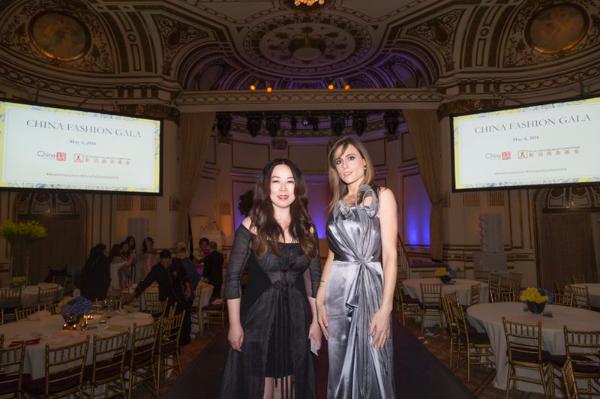Grace Chen回归美国首秀 惊艳亮相2018中美时尚慈善夜