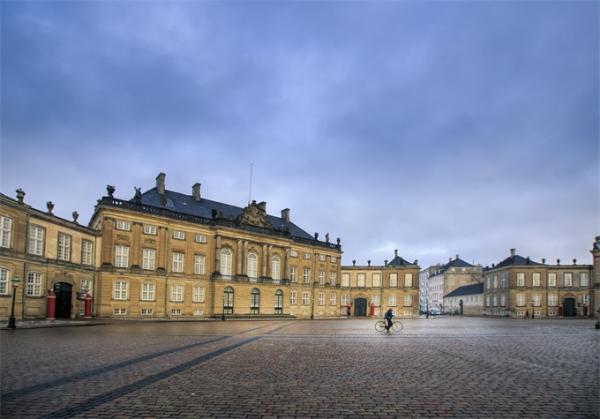 借1万还9950？首笔负利率贷款在丹麦诞生 10年内还清