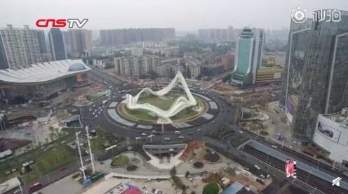 “光谷”奇迹！武汉建成亚洲最大城市地下综合体 相当于21个足球场+11层高楼