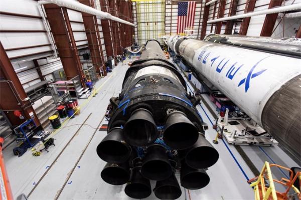 终于要来了？SpaceX载人龙飞船最早可能在下月底进行飞行中止测试