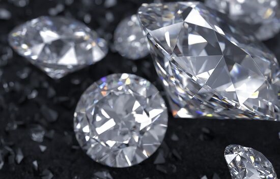 自我犒赏！越来越多女性自己买钻石 钻石商趁热打铁连广告语都改了