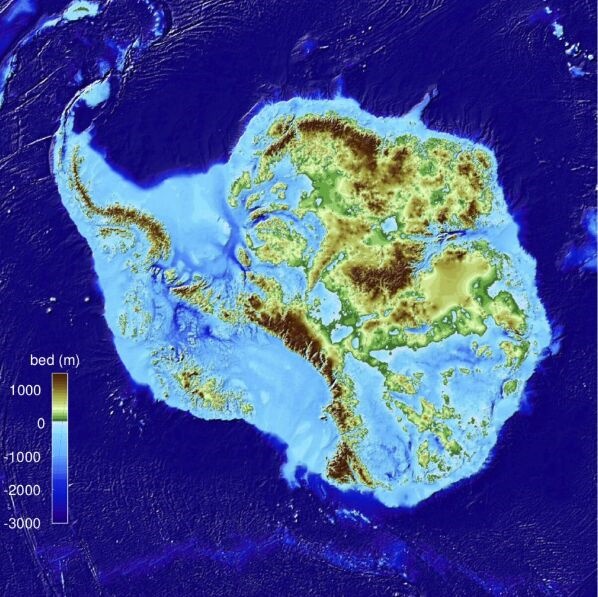 南极洲亿万年冰层下隐藏着地球上最深的陆地，海平面以下3500米