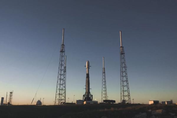 2020年首发！SpaceX成功发射第三批星链卫星