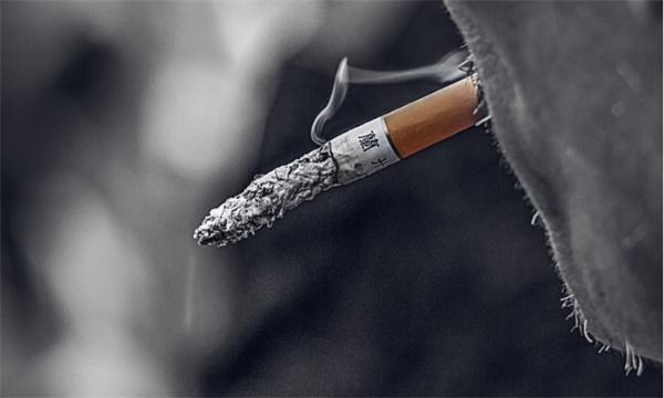 吸烟更容易“中招”？新研究：新冠病毒受体基因ACE2在吸烟者中明显高表达