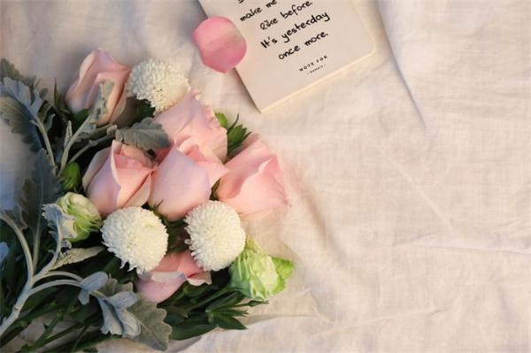 今年情人节花卉市场低迷：仅一天就销毁上百万支玫瑰 鲜花价格降幅超2/3