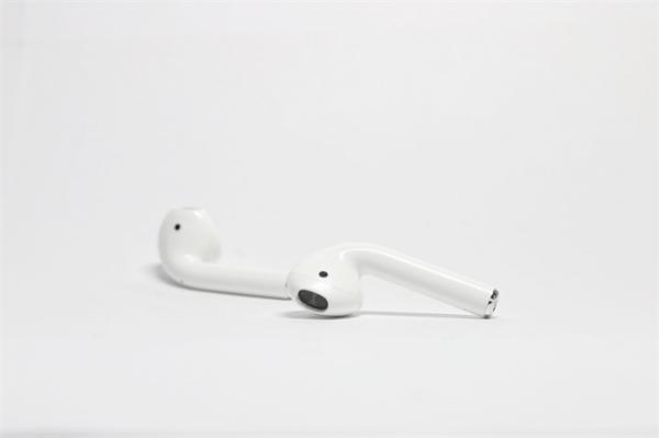 郭明錤：iPhone 12或取消附赠有线耳机，为带动AirPods 2需求增长