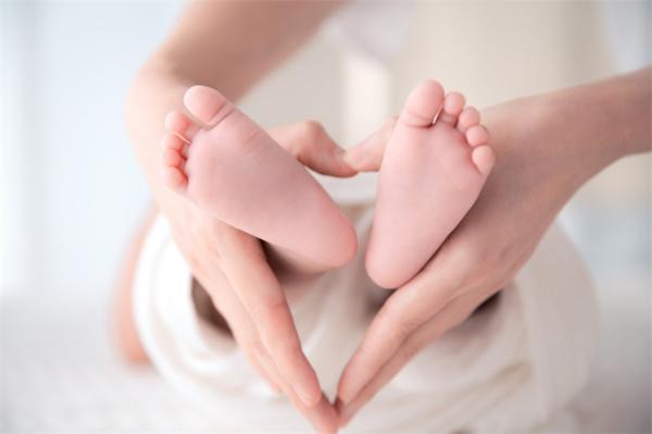 新研究：胎粪可以预测婴儿未来患上肥胖症的可能性