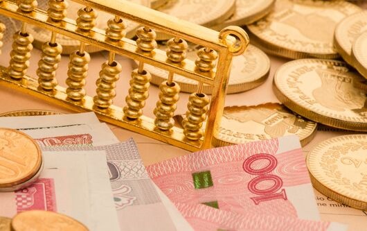 大妈要笑了！时隔9年，黄金突破历史新高站上1920.88美元/盎司