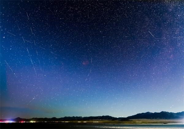 准备好许愿了吗？英仙座流星雨12日光临地球，午夜为最佳观测时间