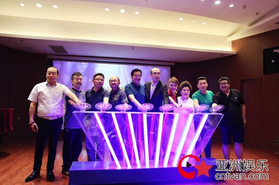 纪念改革开放40周年 乌兰图雅2018《花开四季》品牌演唱会国内16站重庆启航