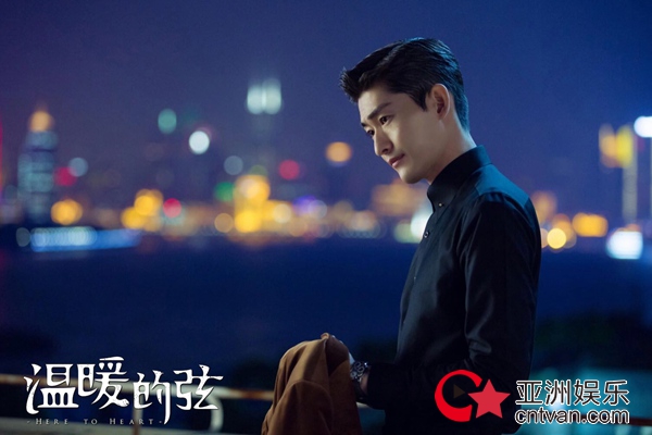 《温暖的弦》张翰祝福“维一夫妇”：爱的刚刚好 “卫星夫妇”今晚温情拭泪