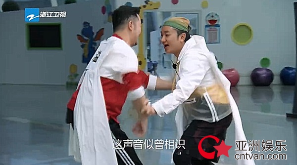 当你们还在期待TA们撕名SF奇迹网页版牌的时候,漫威英雄拿着名牌上跑男了