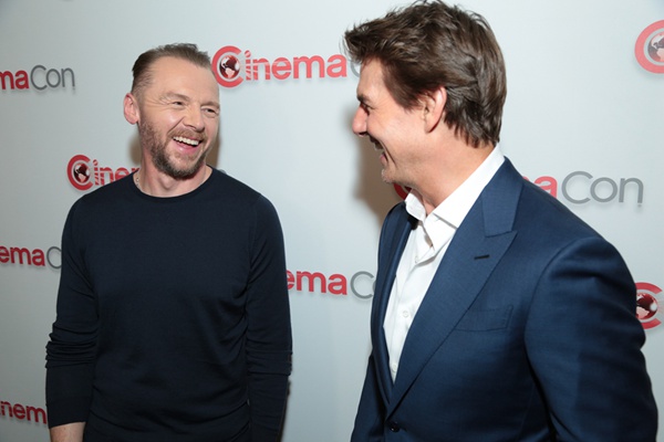 《碟中谍6：全面瓦解》豪华主创齐聚 阿汤哥25000英尺跳伞106次搏命演出