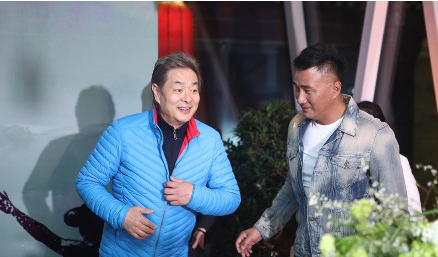 《青春同学会》首播 最好的年华遇到最好的你们