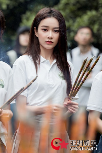 黄一琳新剧《鳄鱼与牙签鸟》开机 智慧冷艳俘获迷弟芳心 - 新剧发布 - 亚洲娱乐网-传递时尚娱乐生活新资讯