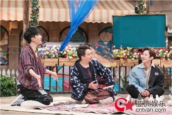 《我是大侦探》收视夺冠达成“十全十美” 吴磊、邓伦兄弟情深惹哭何炅、马思纯