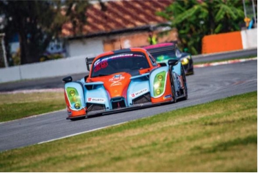 《极速天使》落幕China GT，美女奶茶走遍全球只为寻找最快跑车