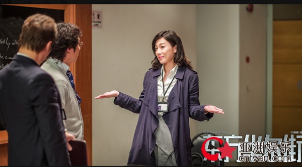 《东方华尔街》举办媒体看片会，强情节烧脑剧情获赞连连