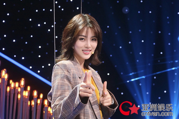 余薇薇做客《九九归一》 清甜幽默引笑声不断 - 综艺星天地 - 亚洲娱乐网-传递时尚娱乐生活新资讯