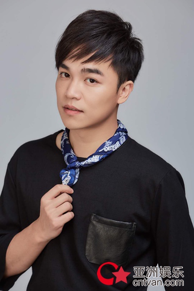 唱作歌手张峰奇内地发片 金曲奖最年轻得奖者