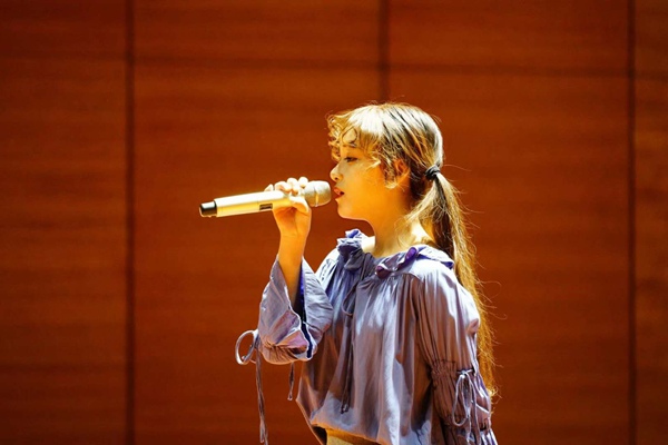 黄霄雲首支原创单曲《打开》讲述艺考心路历程