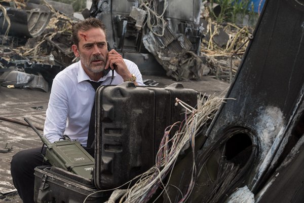 《狂暴巨兽》5天票房破4亿!新片段巨狼飞天“尼根”现身打call