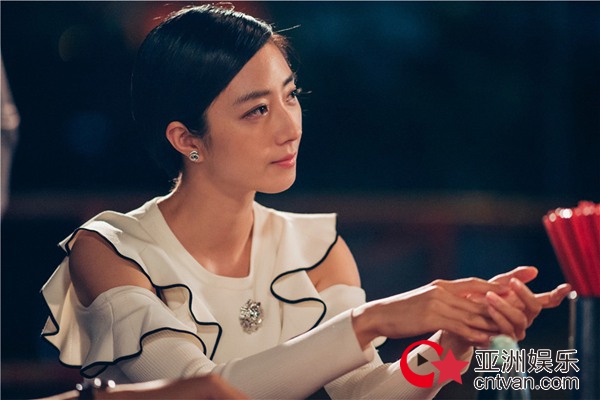 《东方华尔街》今日首播悬疑迭起,桂纶镁惊喜现身终极预告片