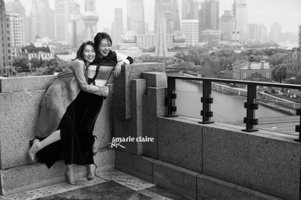 《我是你妈》曝《嘉人》拍摄特辑 闫妮邹元清母女CP秀“恩爱”停不下来