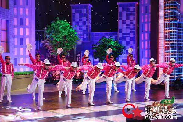 《一起来跳舞》首播 看时髦新潮的广场舞如何跳出生活态度