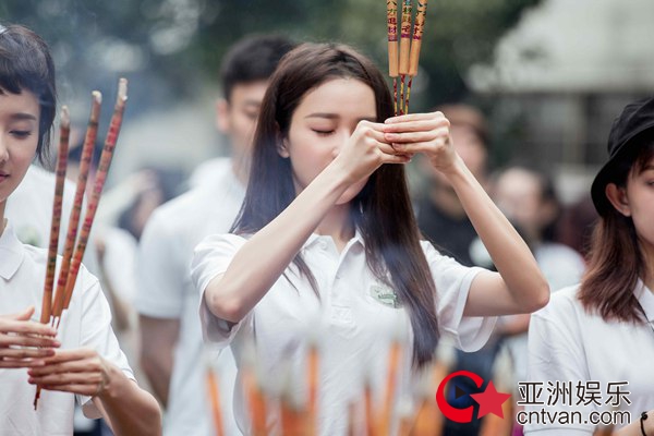 黄一琳新剧《鳄鱼与牙签鸟》开机 智慧冷艳俘获迷弟芳心 - 新剧发布 - 亚洲娱乐网-传递时尚娱乐生活新资讯