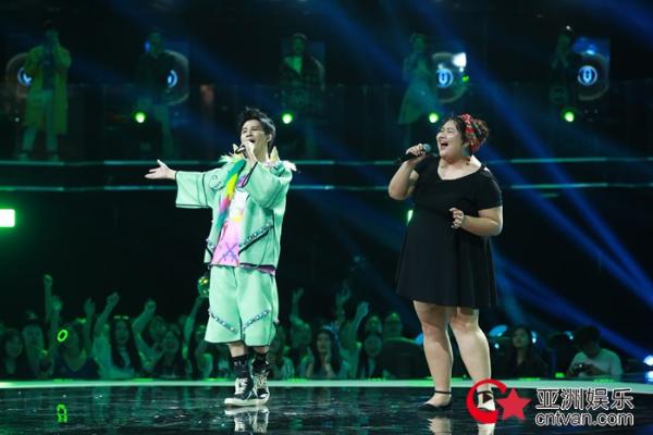 赶走不开心！ 今晚《嗨，唱起来！》大张伟不仅唱歌、跳舞还讲段子