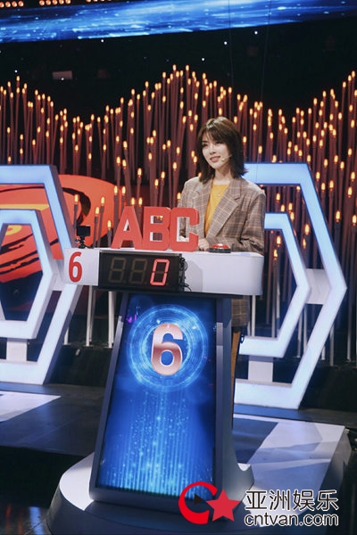 余薇薇做客《九九归一》 清甜幽默引笑声不断 - 综艺星天地 - 亚洲娱乐网-传递时尚娱乐生活新资讯