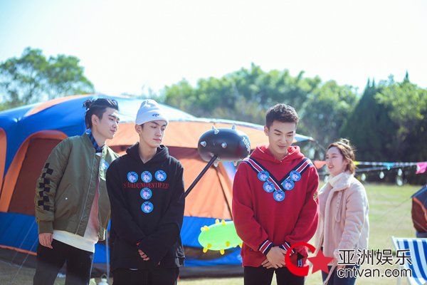 《真心大冒险》隐藏真心之人线索初现 朱煜明中招