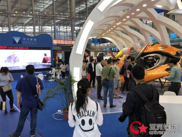 《巨齿鲨》亮相奇幻影视博览会 获封“十大最受关注IP”得专业认可