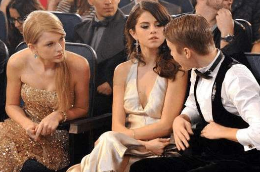 赛琳娜和霉霉为什么不和 时隔三年两人关系破冰粉丝激动不已