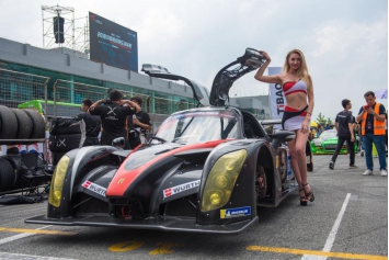 《极速天使》落幕China GT，美女奶茶走遍全球只为寻找最快跑车