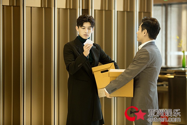 《金牌投资人》职“斗”高潮不断 杨旭文眼神戏获赞