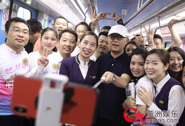 江苏卫视《新相亲时代》和珍爱网打造520特别活动