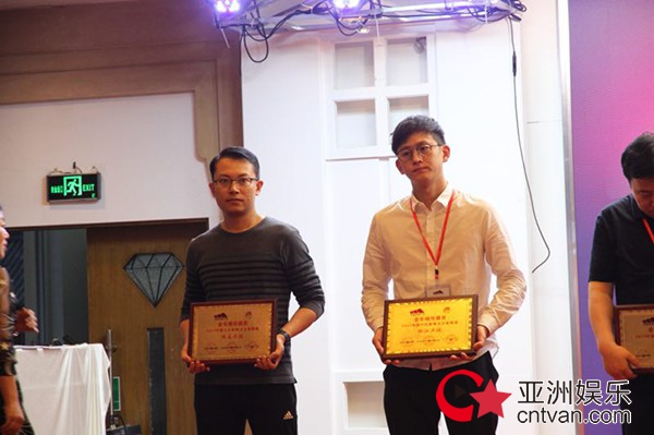 《王牌对王牌》再展王牌实力 荣获中国传媒“奥斯卡”金长城传媒奖