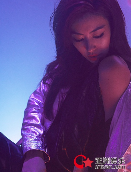 蔡诗芸Dizzy Dizzo新单《Copthorne Kings》mv发布 王阳明助阵出演大胆调情 - MV - 亚洲娱乐网-传递时尚娱乐生活新资讯