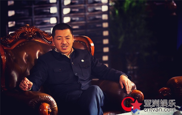 齐奎《烽火连城决》一人饰三角 演技担当玩分裂 - 内地荧屏 - 亚洲娱乐网-传递时尚娱乐生活新资讯