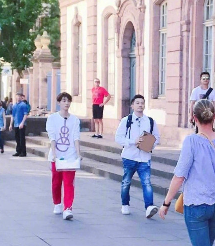 《中餐厅》第二季官宣出演嘉宾 网友:年度最受期待阵容