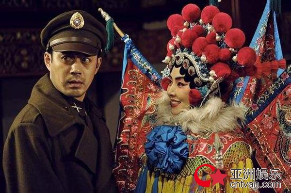 从“皇帝专业户”到“酒窝萌叔” 刘钧到底经历了什么？